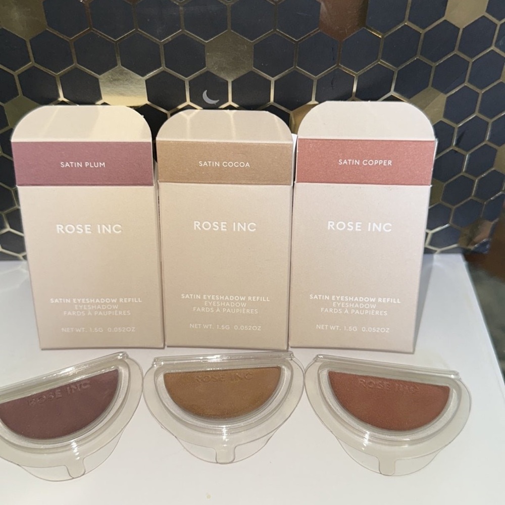 Rose Inc satin eyeshadow trio - Picture 1 of 1